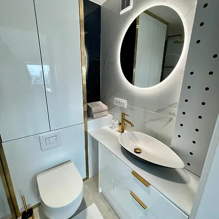 Super 2 Wifi 65'tv Netflix Hbo Metro Apartamento Varsóvia