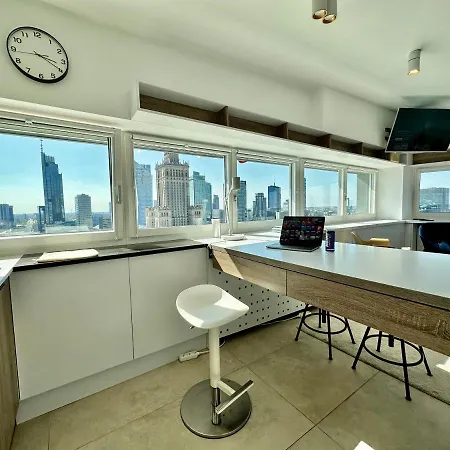 Super 2 Wifi 65'tv Netflix Hbo Metro * Varsóvia