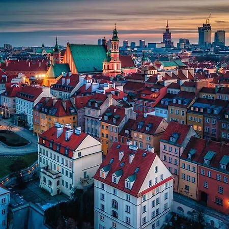 Super 2 Wifi 65'tv Netflix Hbo Metro Apartment Warsaw