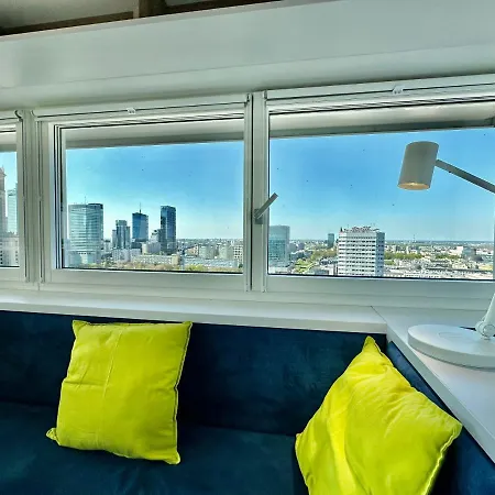 Apartment Super 2 Wifi 65'tv Netflix Hbo Metro Warsaw